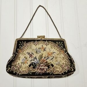 Petit Needlepoint Gold Tone Floral Chain Purse 1940's Czechoslovacia